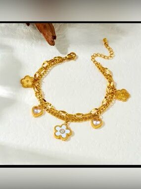 18k Gold-plated tone Flower & Heart Charm Bracelet